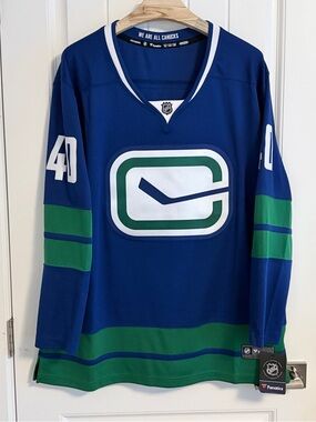 BNWT Authentic Fanatics Vancouver Canucks Elias Pettersson Womens Jersey 3XL